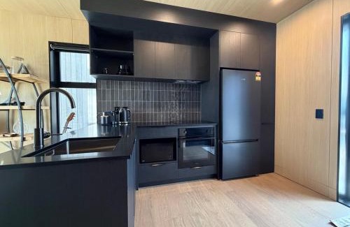 Frankton Villa | Luxury Queenstown Villa & Carpark