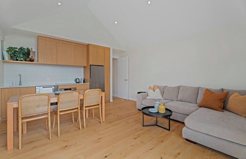 Jacks Point Apartment | Luxury Stay Next To Iconic Remarkables Mountains