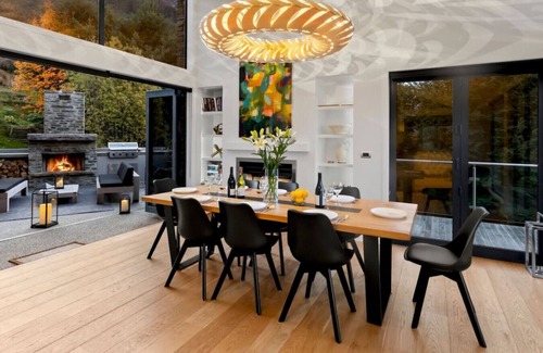 Fernhill House | Matakauri House Queenstown by MajorDomo | Elevated Aspen Grove Villa with Lake Wakatipu & Remarkables Views, Spa & Outdoor Fireplace
