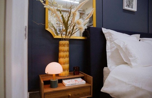 Christchurch City Centre Apartment | Memory Lane Apartment, Free Parking