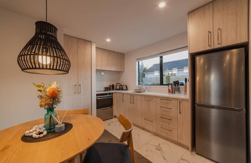 Saint Albans House | Merivale 2BR | Parking + Fenced Backyard