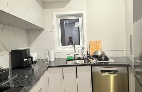 Newlands Apartment | Million Dollar View