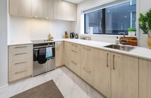 Christchurch City Centre House | Modern City Lifestyle: 2 Bedroom 1 Bath
