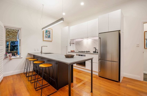 Grey Lynn House | Modern Classic Summar
