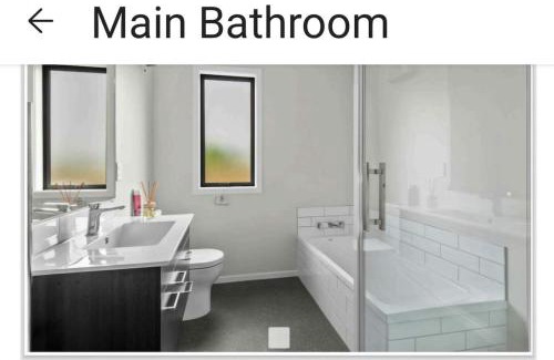 Alexandra House | Modern & Comfort in Central Alexandra