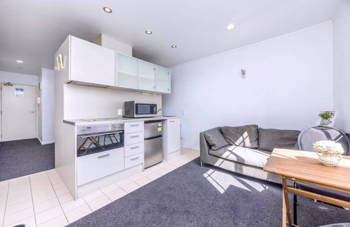 Eden Terrace Apartment | Modern &Convenient Stay in the Heart of Auckland