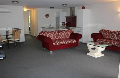Hanmer Springs Apartment | Modern, cosy and spacious apartment within walking distance to Hot Pools.