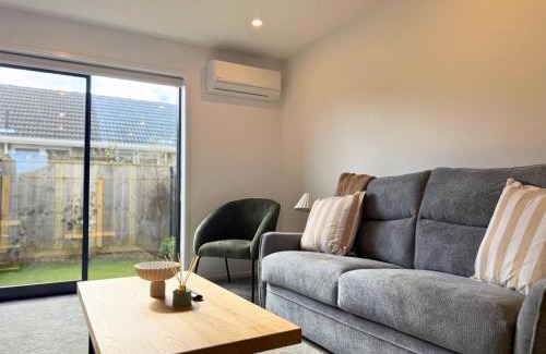 Lower Hutt House | Modern Fairfield Escape for Families and Groups