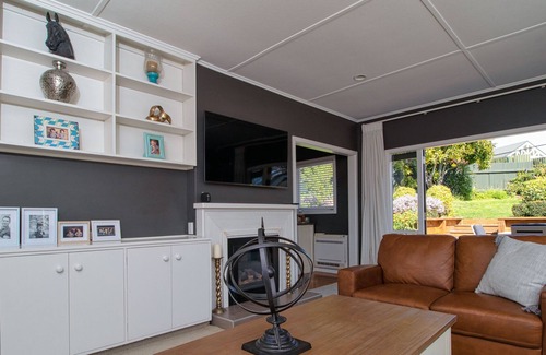 Havelock North House | Modern holiday retreat