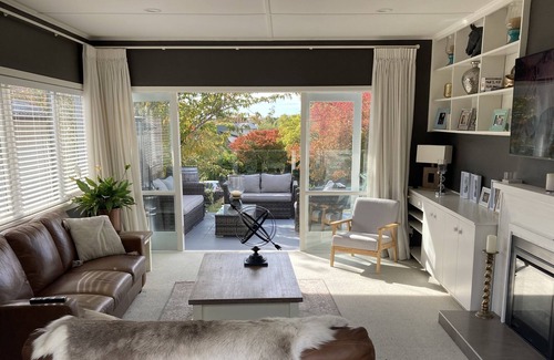 Havelock North House | Modern holiday retreat