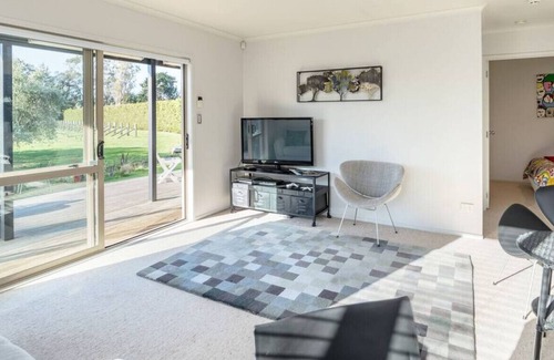 Martinborough House | Mokomoko Cottage, Martinborough