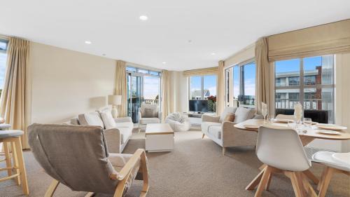 Mount Maunganui House | Mount Apartment - Mt Maunganui Holiday Apartment
