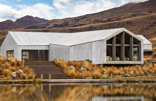 Kapiti Island Resort | Mt Cardrona Station Resort