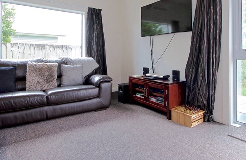 National Park Village Cottage | National Park Central - National Park Holiday Home
