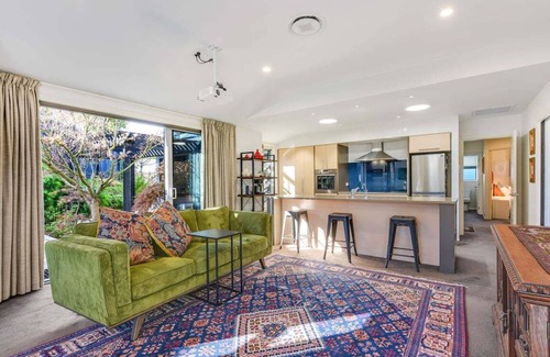 Britannia Heights House | Nelson Panorama Haven
