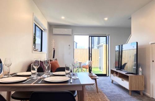 Christchurch City Centre House | New 3 Storey luxe townhouse on quiet street