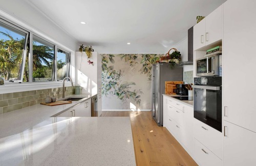 Oakura House | Oakura Oasis - ultimate beachside retreat
