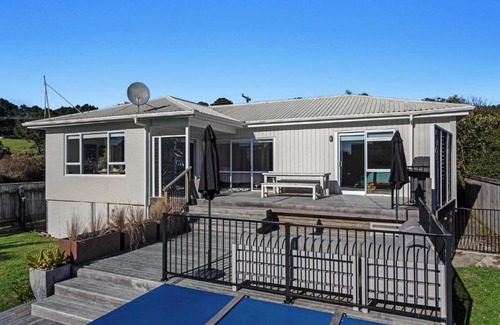 Ohope House | Ocean Breeze Escape - Ohope Holiday Home