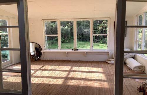 Whakatete Bay Cabin | Offgrid Cosy Cabins. Walks to Waterfalls instead of Wifi. Digital Detox option.