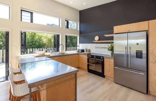 Waiheke Island House | Oneroa Oasis | Stay Waiheke