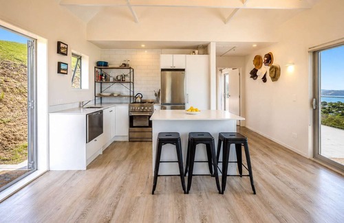 Ostend House | Overview - Panoramic Sea and Valley Views