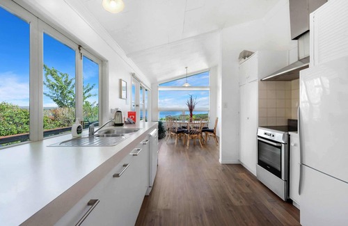 Acacia Bay House | Panoramic Lake Views in Acacia Bay!
