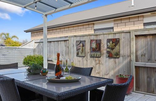 Papamoa Beach House | Papamoa Beach Retreat