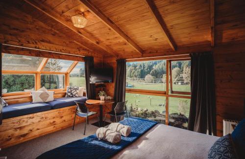 Rotorua Cabin | Paradise Valley Lodge