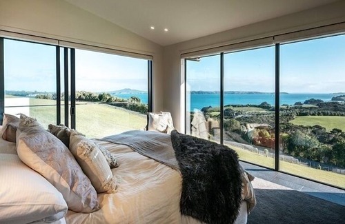 Oneroa House | Park Point Luxury Estate