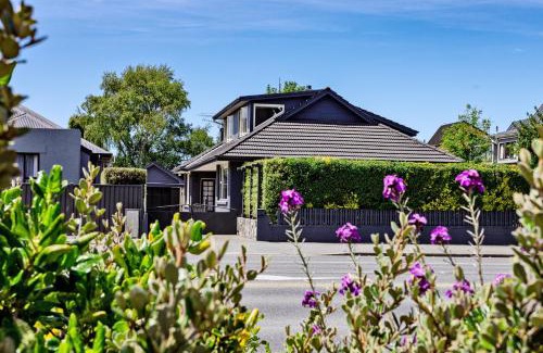 Invercargill City Centre House | Park View - Spacious Inner City - 4 bedrooms - 2 bathrooms