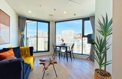 Newton Apartment | Parkside Air-con Studio on Queen St - Pool & Gym