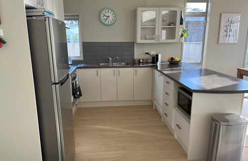 Waihi Beach House | Peaceful family retreat at Waihi Beach