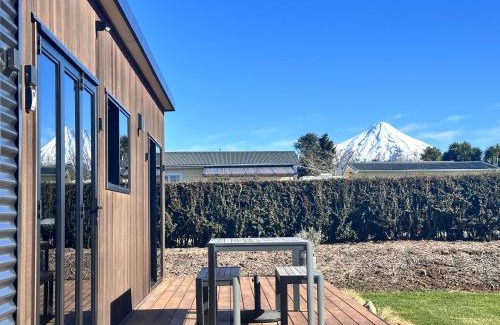 Stratford House | Peaceful On Pembroke with Mini Putt