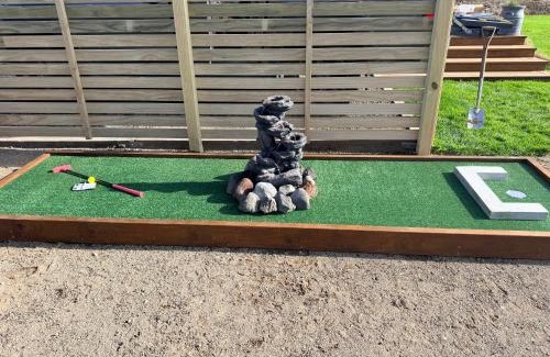 Stratford House | Peaceful On Pembroke with Mini Putt