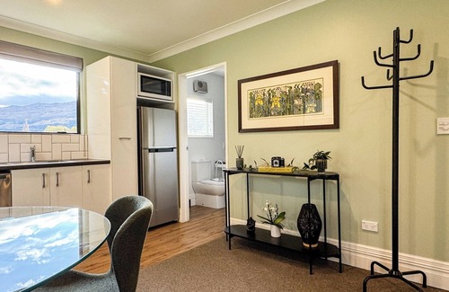 Speargrass Flat Apartment | Peaceful Rural Retreat at the Base of Coronet Peak and linking to QT trails!