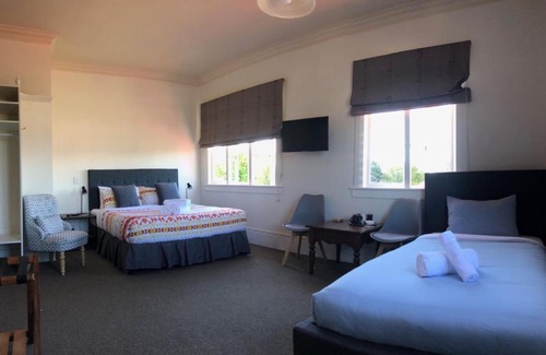 Cambridge Bed & Breakfast | Penmarric House - Self Check-in