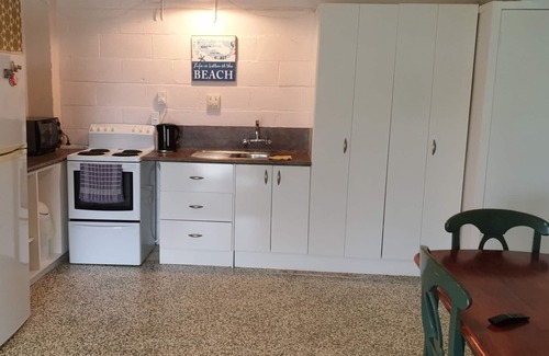 Mahia Apartment | Perfect for couples or the solo traveler