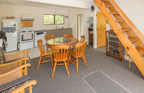 Kuratau Cottage | Pihanga Cottage - Kuratau Bach