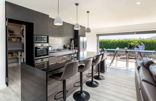 Martinborough House | Pinot Paradise, Martinborough
