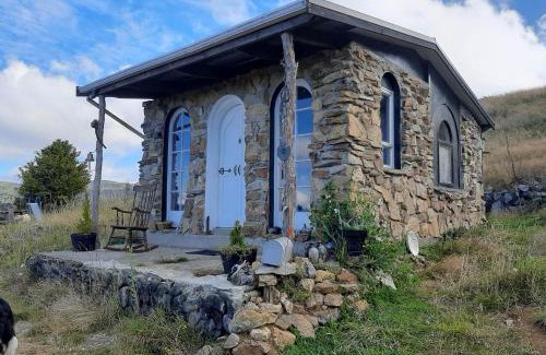 Takaka Hill Other | Pioneer Hut