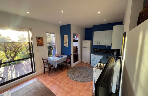 Russell Apartment | Plum Tree Apartment