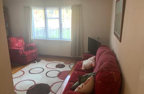 Hari Hari House | Poppas House