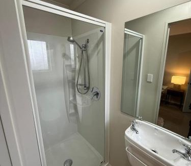 Dunedin Apartment | Private 1 br mini house