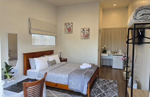 Papakura Apartment | Private Studio Sleepout in Aucklands Convenient Location