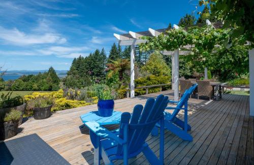 Mount Ruapehu Ski Area House | Pukawa Country Retreat - Hot Tub and Outdoor Fires