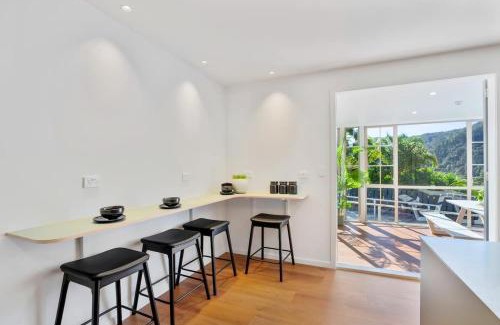 Whangarei House | Queen Room at Wolfe Street