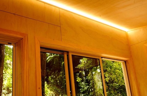 Sunshine Bay Cabin | Quiet Private Cabin with Forest Spa Escape Near Bushland | Queenstown, New Zealand