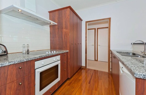 Auckland Central Business District Apartment | QV Absolute Waterfront (1042)