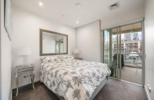 Auckland Central Business District Apartment | QV Stays Spacious Lighter Quay Haven