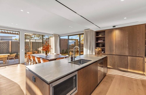 Wanaka House | Ramaroa - Family Friendly - Sleeps 8